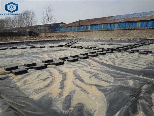 ����Ĥ��O(sh��)ʩ��