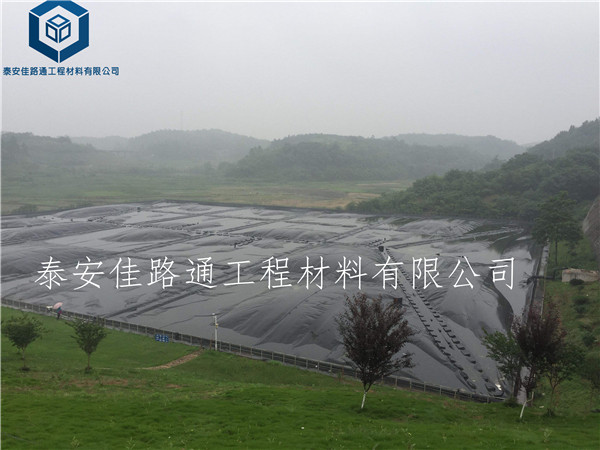 �{��(ji��)�ط��BĤ�����ں����������������